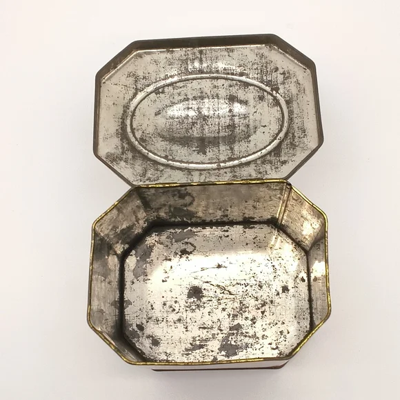 Vintage Gray Dunn Octagonal Floral Biscuit Tin (Scotland, 1853) - Picture 6 of 14